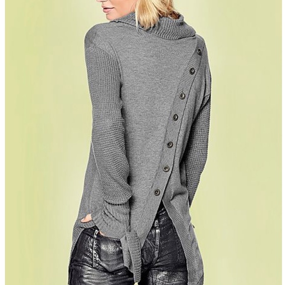 Venus Faux Split Back Button Accent Gray Turtleneck Sweater size small - Picture 4 of 8